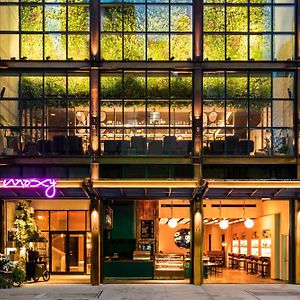 Moxy Nyc Chelsea
